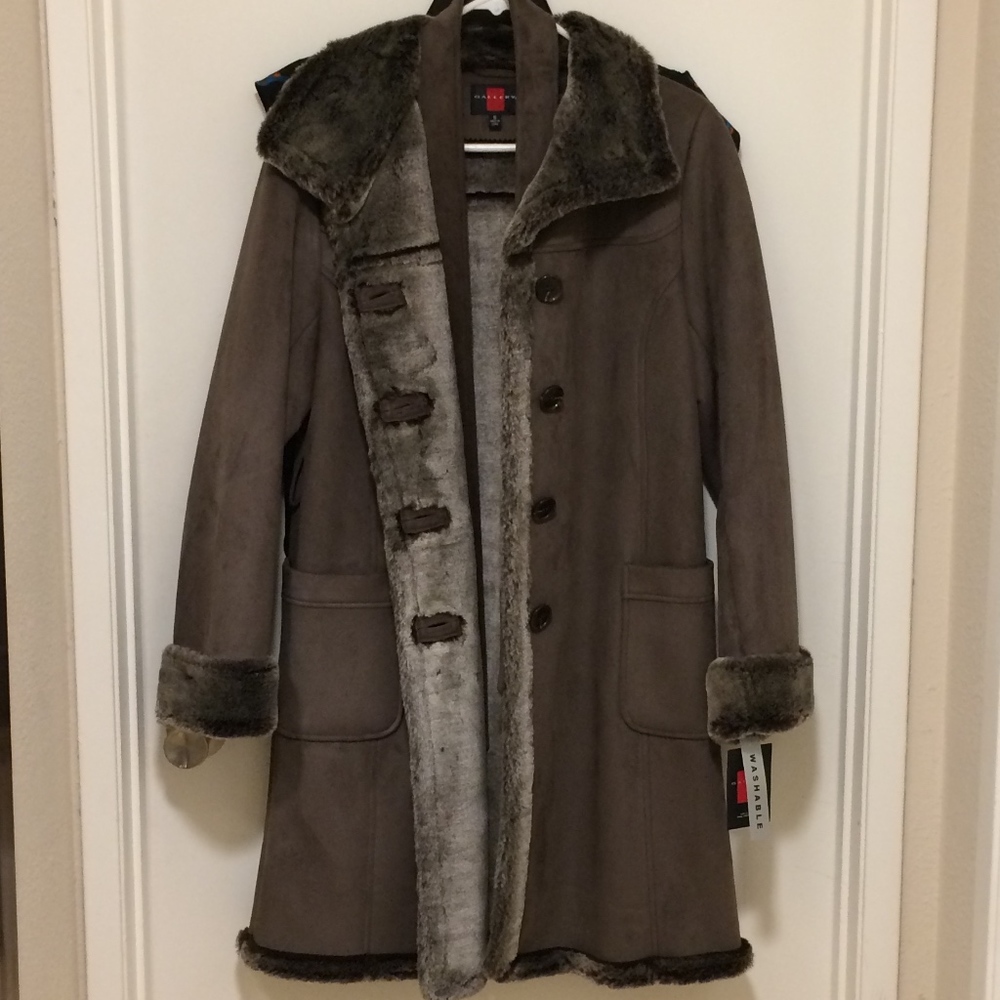 $$Drop! NWT!! Gallery Suede/Faux Fur Coat